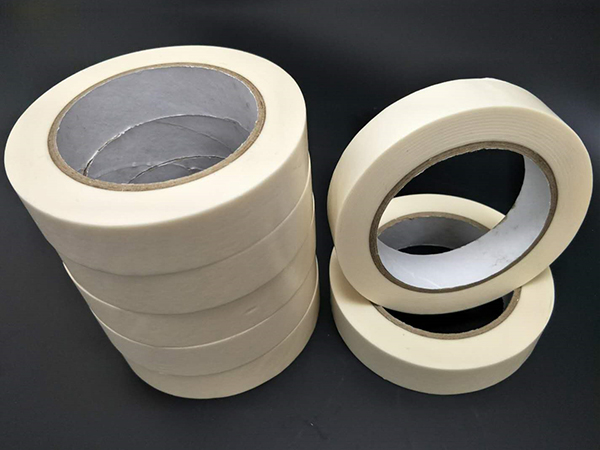 白色和纸胶带